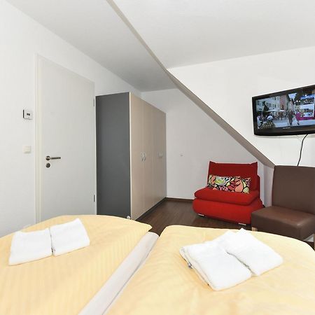 Ferienhaus Rote Bohne - Uns Huus An T Kuest Bensersiel Exterior foto